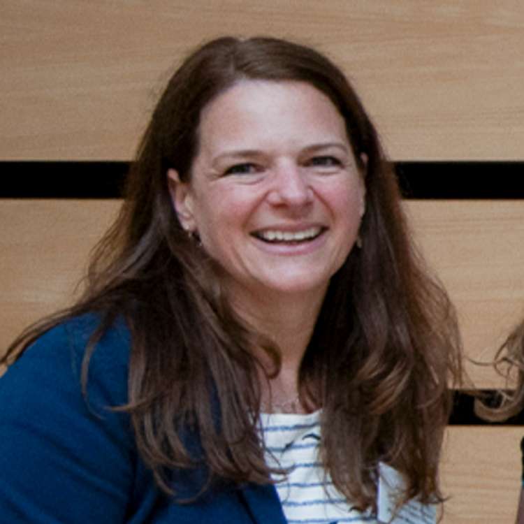 Jennifer Lockett