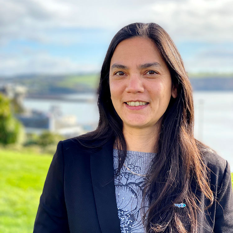 Dr Sophie Seeyave