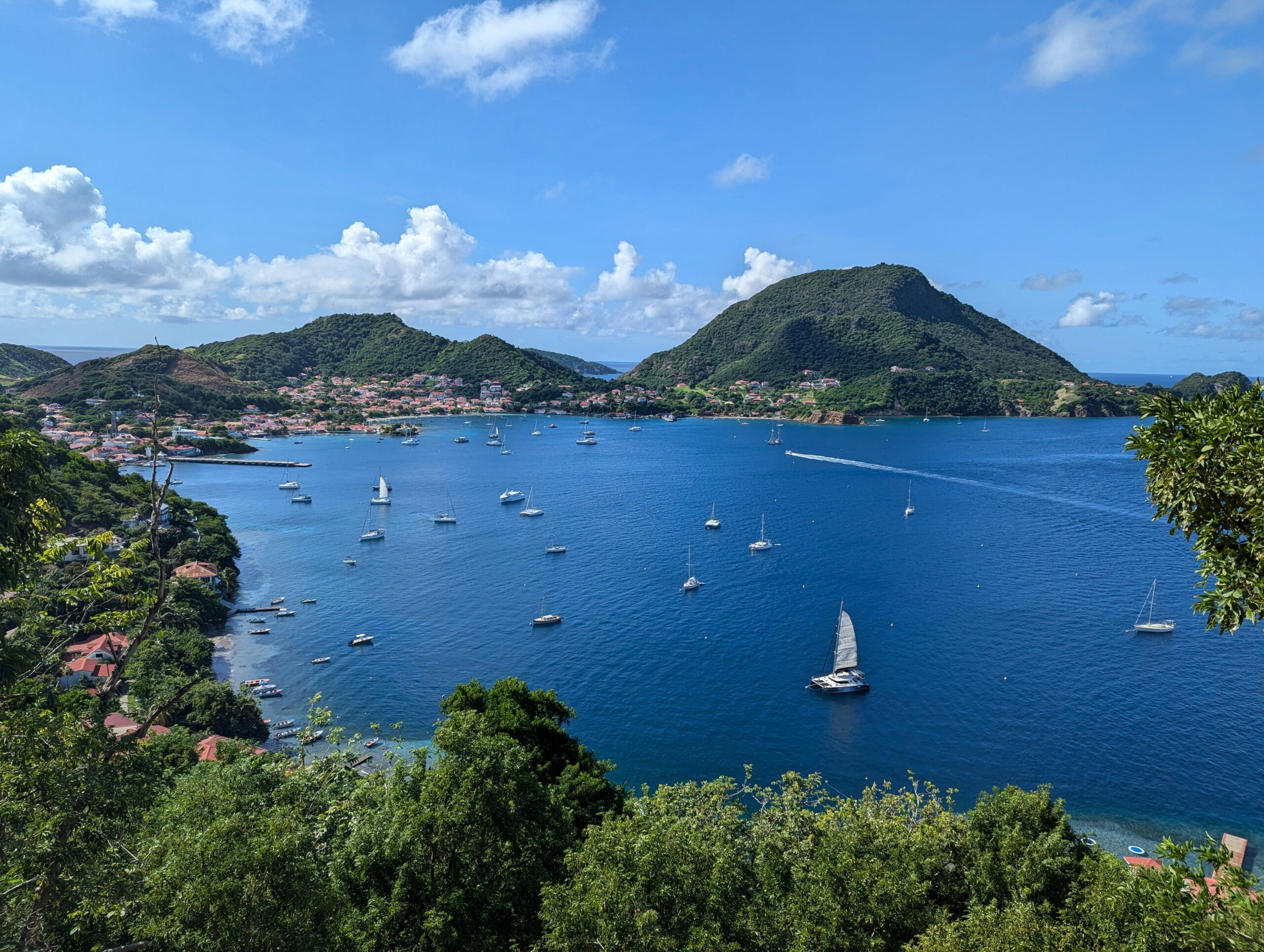 Busy bay of the south Caribbean island, Guadeloupe. Olivier Piquer | Unsplash